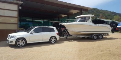 Mercedes truck for towing