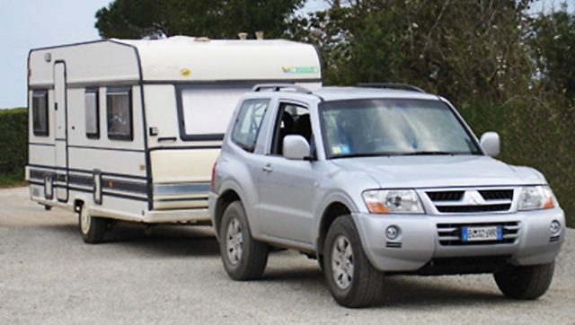 Caravans transport and handling on Elba Island - LaconaNord